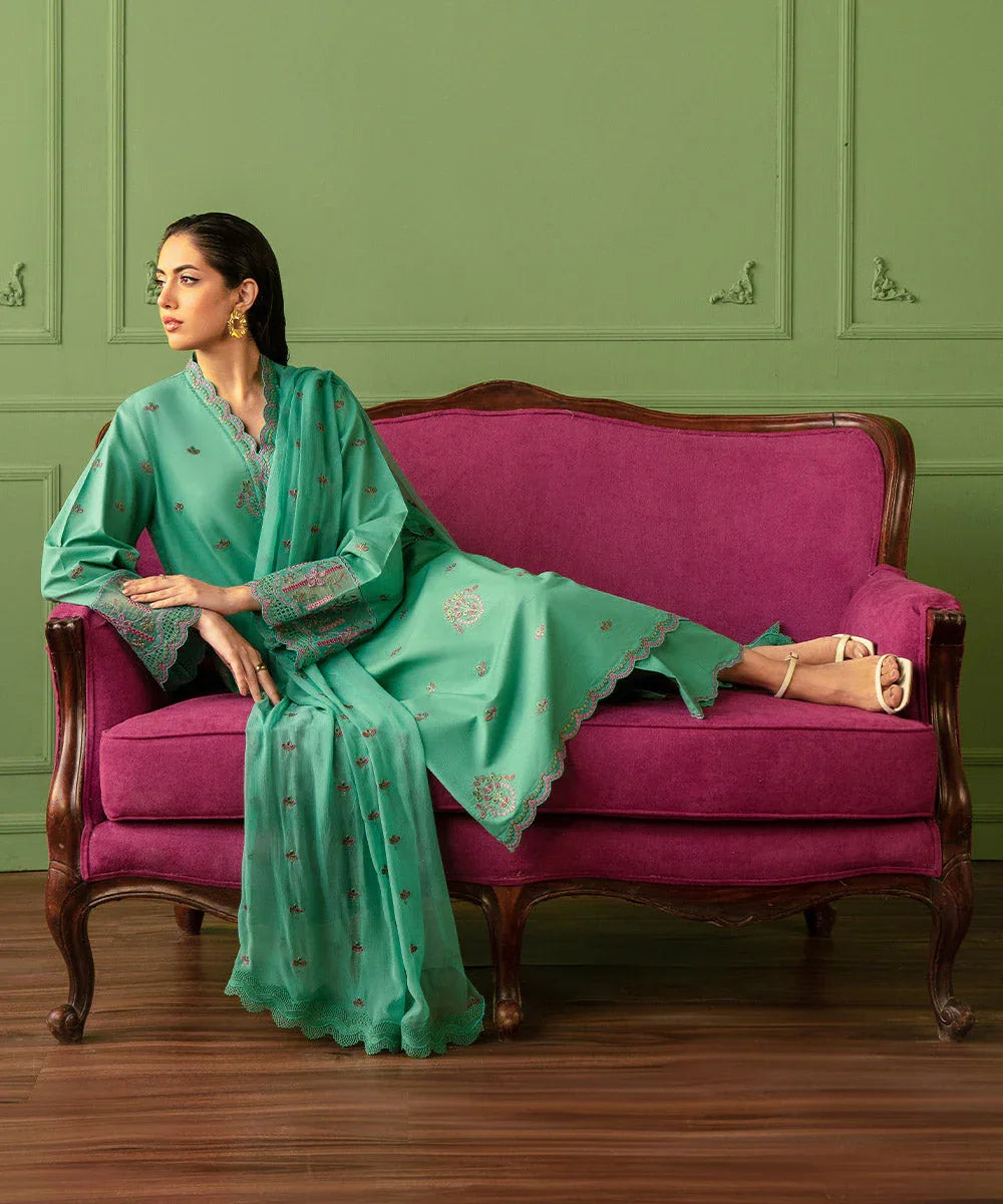 Sapphire | Intermix 2024 | Cambric Suit S-46 - Rang-e-Khaas