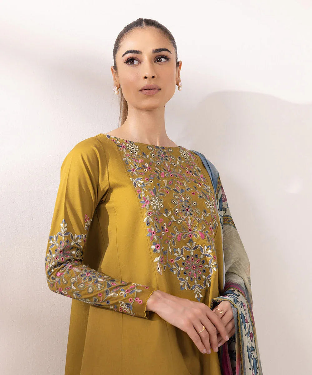 Sapphire | Intermix 2024 | Cambric Suit S-12 - Rang-e-Khaas