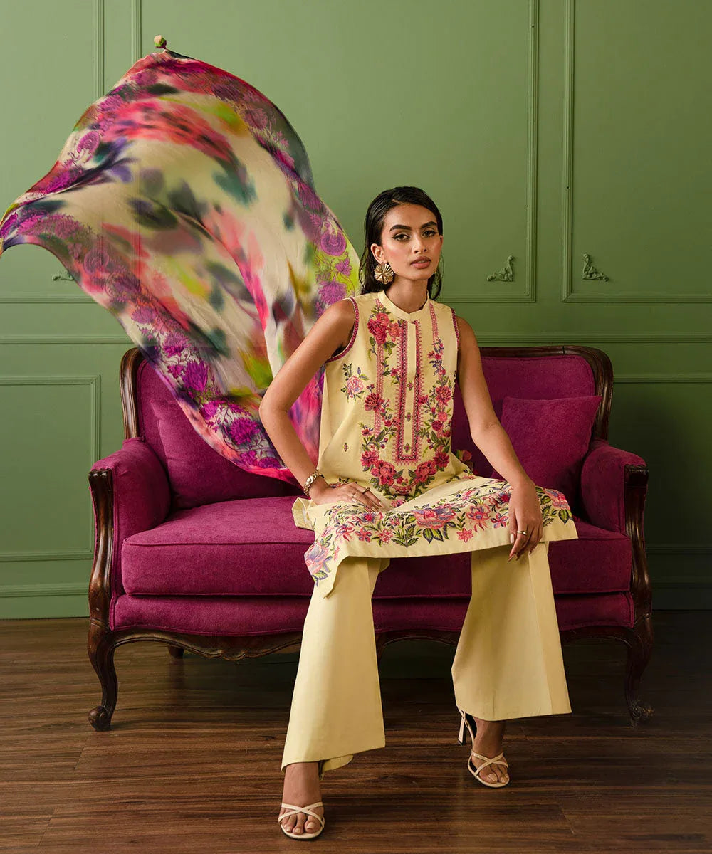 Sapphire | Intermix 2024 | Cambric Suit S-47 - Rang-e-Khaas