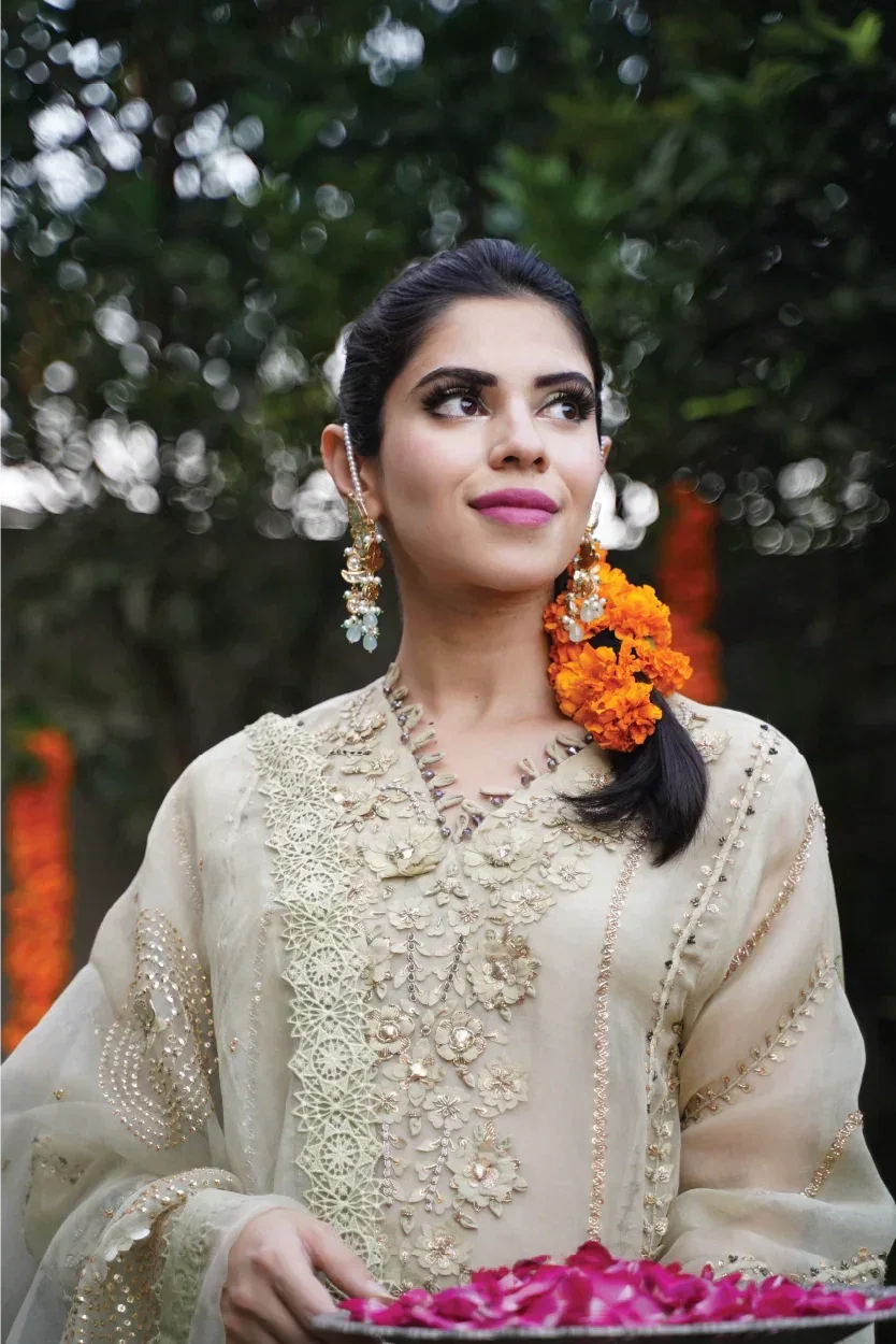 Muntaha | Formals | Zeb Un Nisa - Rang-e-Khaas