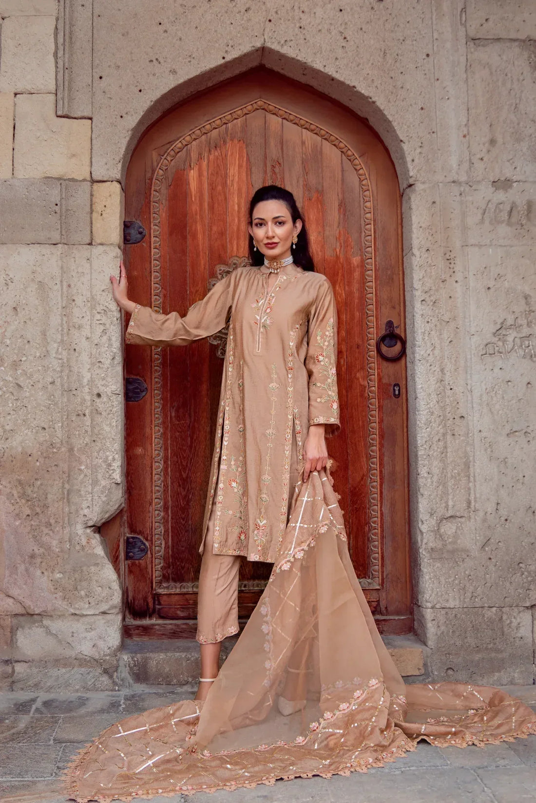 Muntaha | Noore e Zaib | Beige - Ruhiya - Rang-e-Khaas
