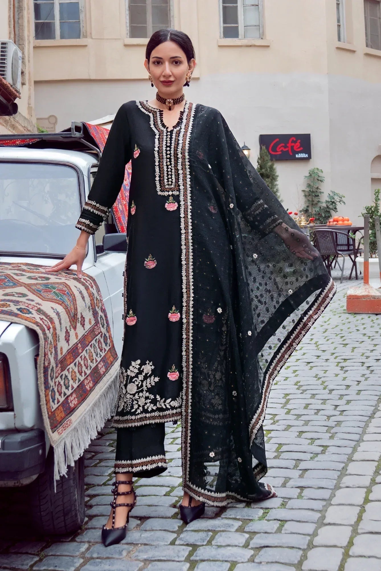 Muntaha | Noore e Zaib | Black - Raina - Rang-e-Khaas
