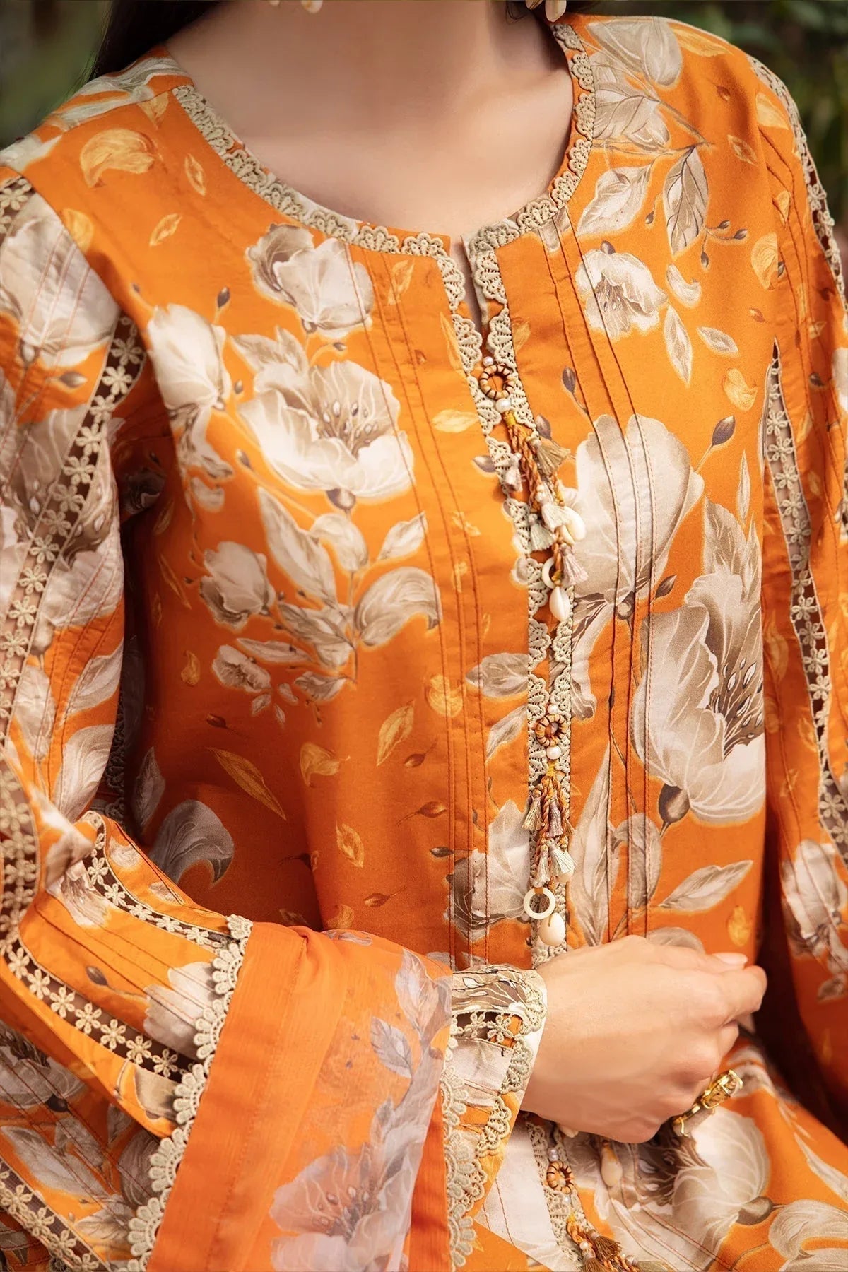 Alizeh | Sheen Lawn Prints 24 | SUNFLOWER - Rang-e-Khaas