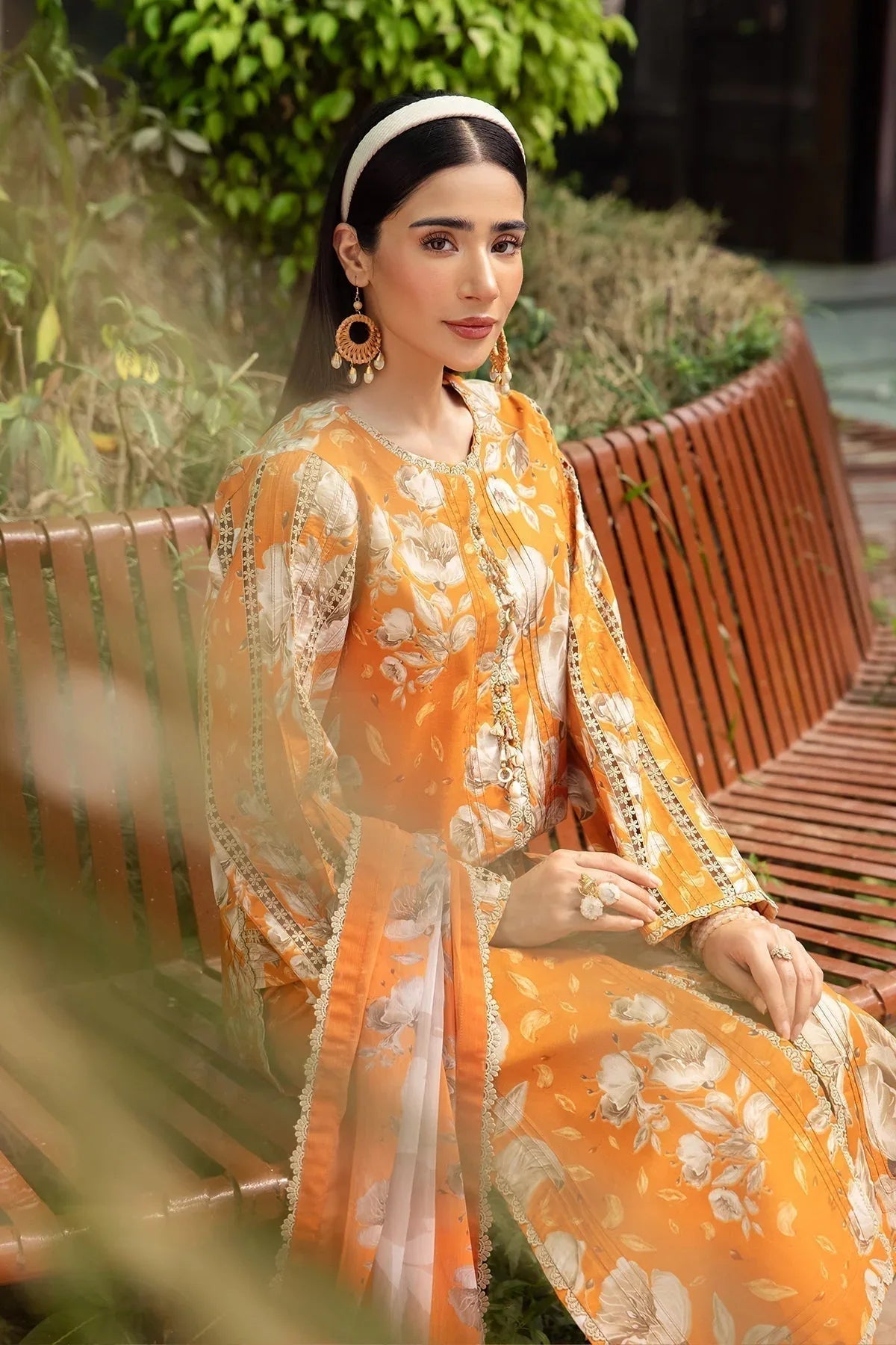 Alizeh | Sheen Lawn Prints 24 | SUNFLOWER - Rang-e-Khaas