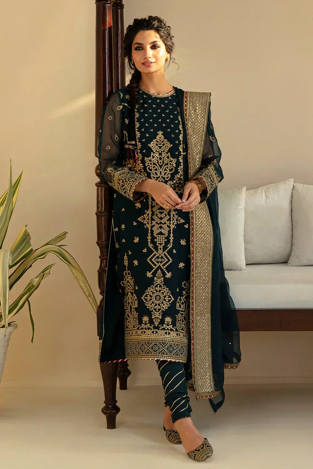 Baroque | Formals Collection | UF-393 - Rang-e-Khaas