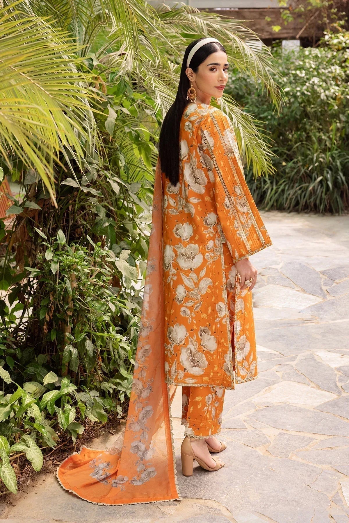 Alizeh | Sheen Lawn Prints 24 | SUNFLOWER - Rang-e-Khaas