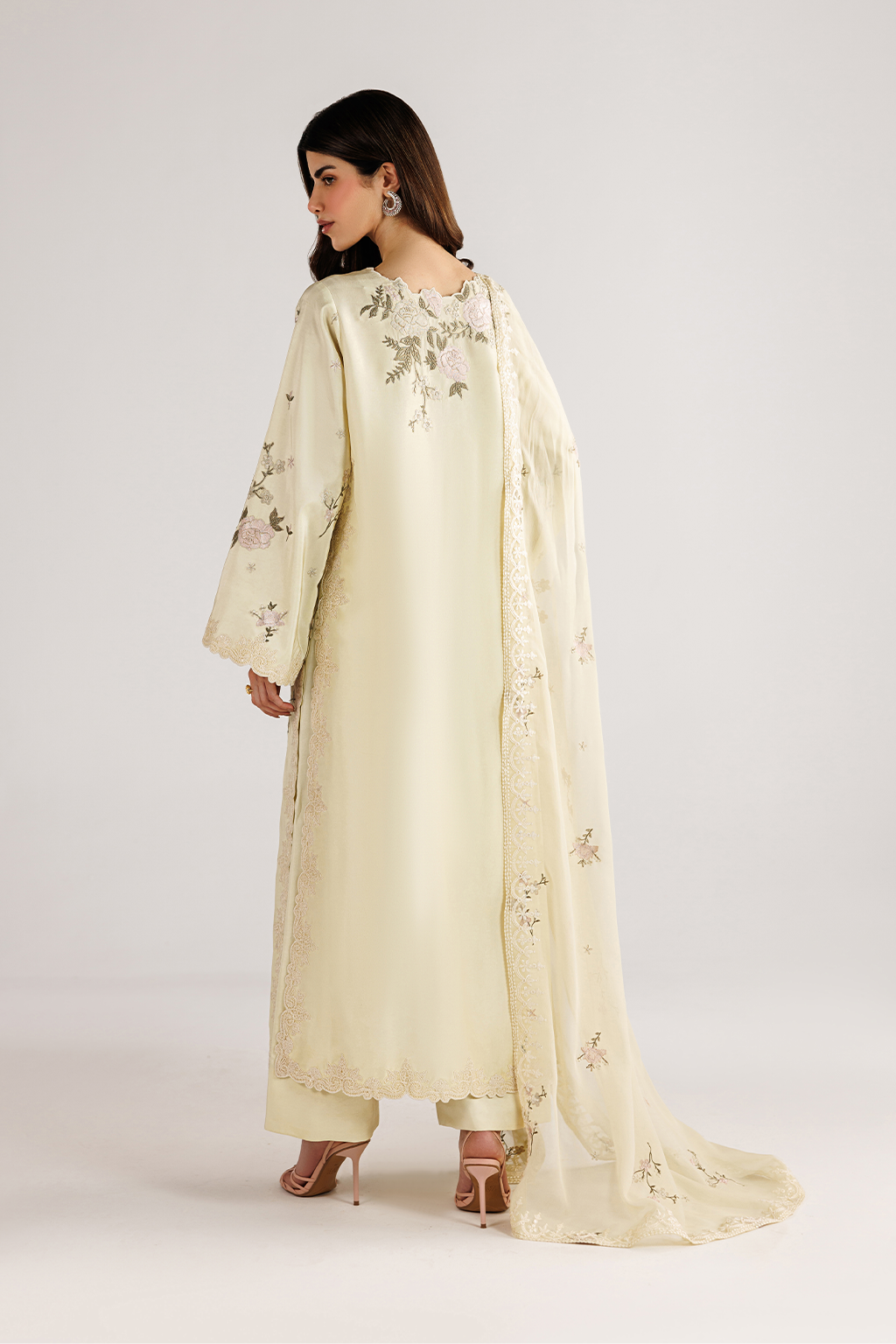 Iznik UE-653 Ramen Silk