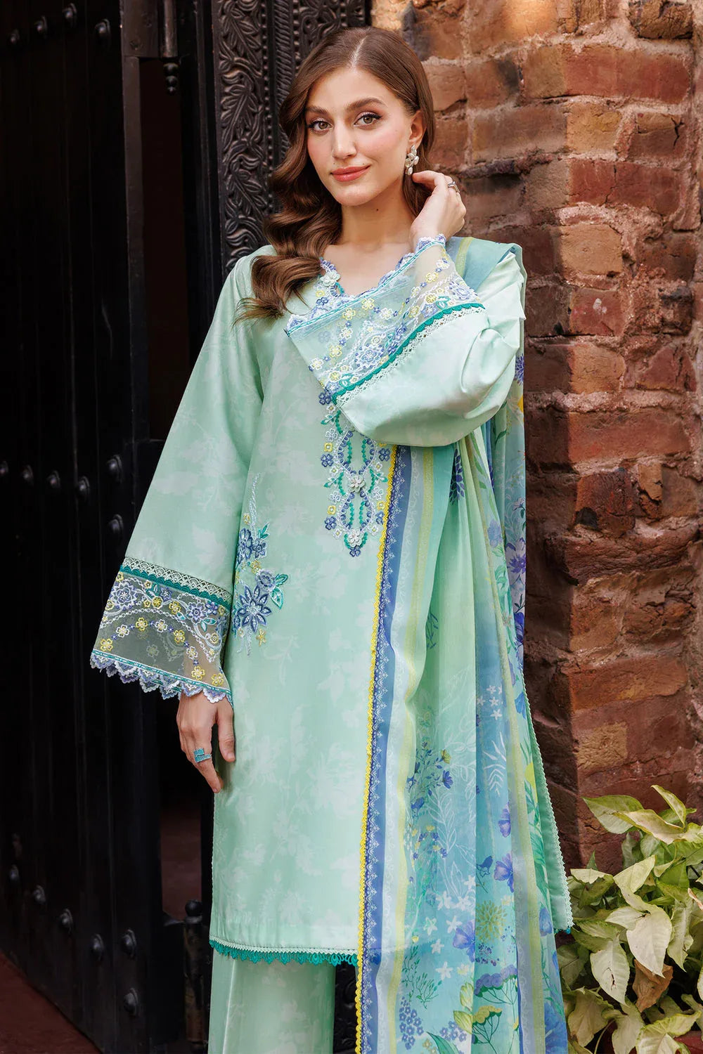 Farasha | Printed Essentials | Mistell - Rang-e-Khaas