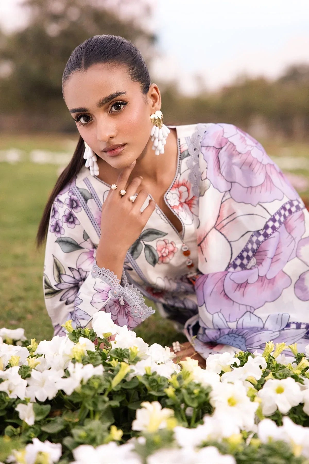 Alizeh | Sheen Lawn Prints 24 | TUBEROSE - Rang-e-Khaas
