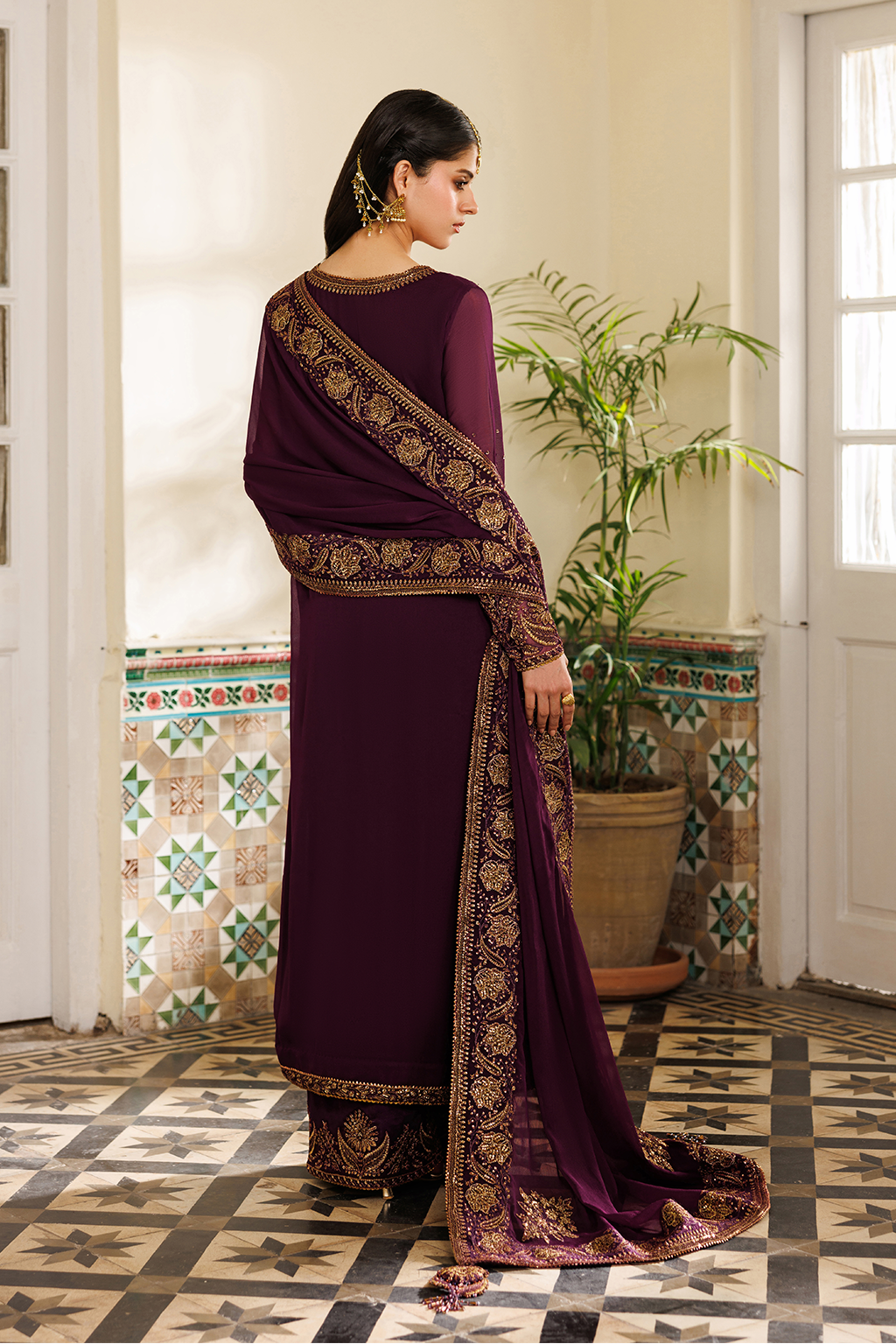 Iznik CC-95 Embroidered Chiffon