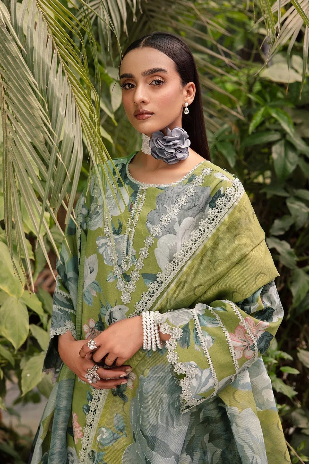 Alizeh | Sheen Lawn Prints 24 | JAZMIN - Rang-e-Khaas