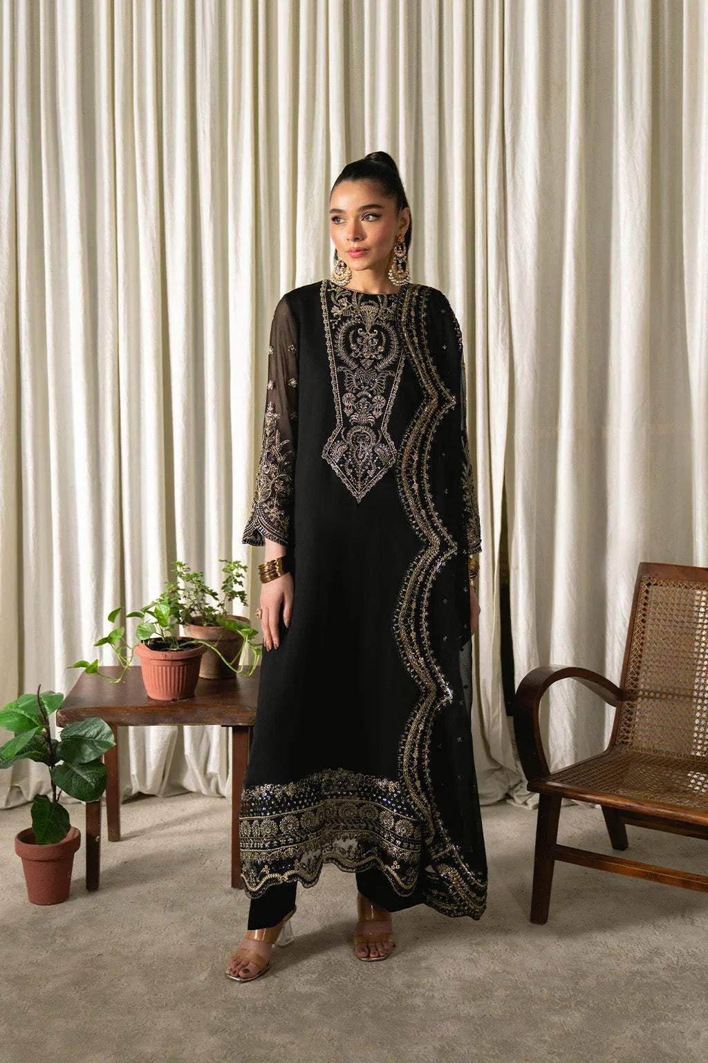 Neeshay | Ready to Wear Chiffon | RTW-CHFN-03 Black - Rang-e-Khaas