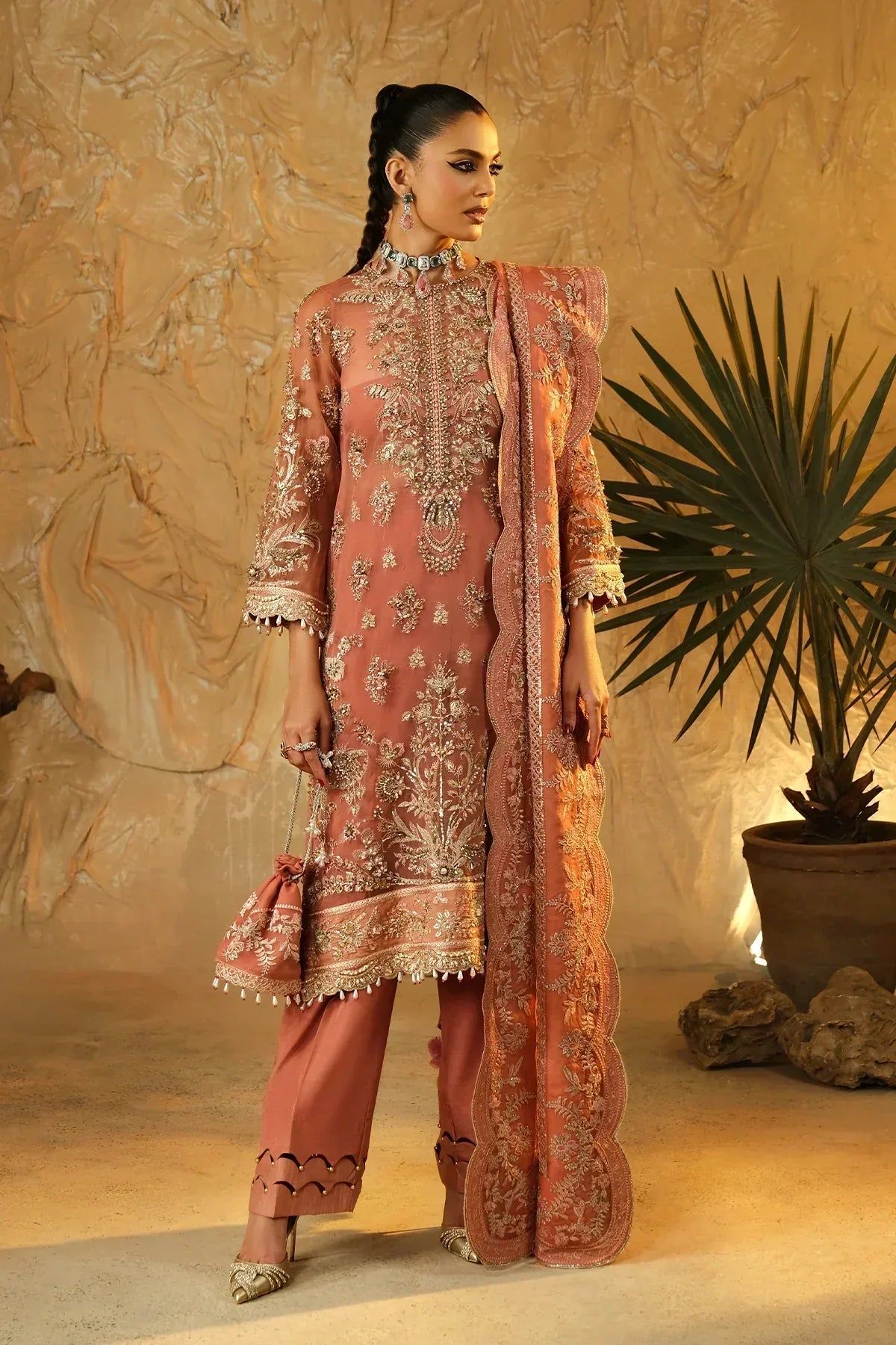 Mina Kashif | Kahani Luxury Formals 23 | Seroli - Rang-e-Khaas