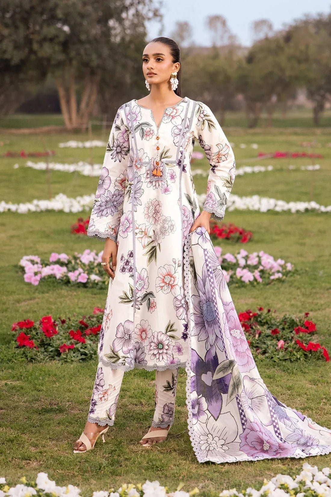 Alizeh | Sheen Lawn Prints 24 | TUBEROSE - Rang-e-Khaas