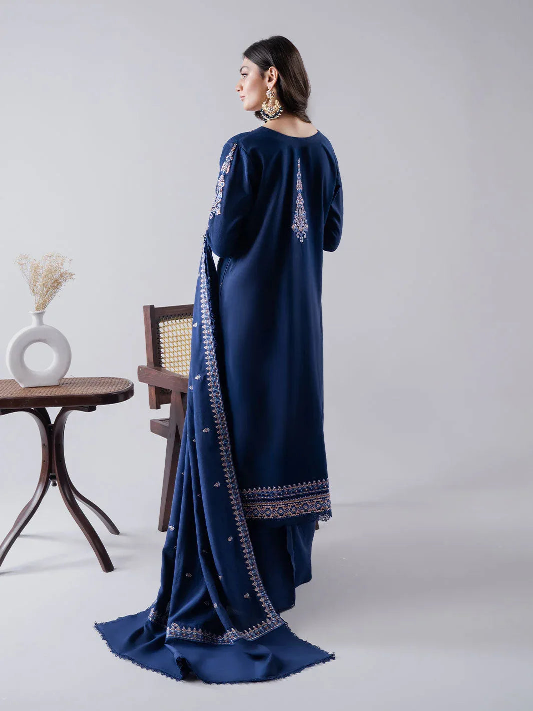 Faiza Faisal | Winter Edit 2024 | NAILA - Rang-e-Khaas