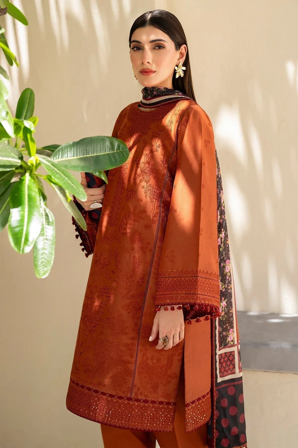 Jazmin | Irish Lawn SS 24 | D5 - Rang-e-Khaas