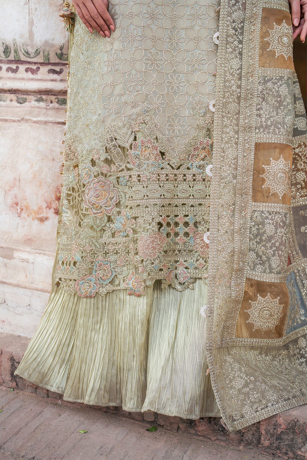Iznik ILC-02 Embroidered Chiffon