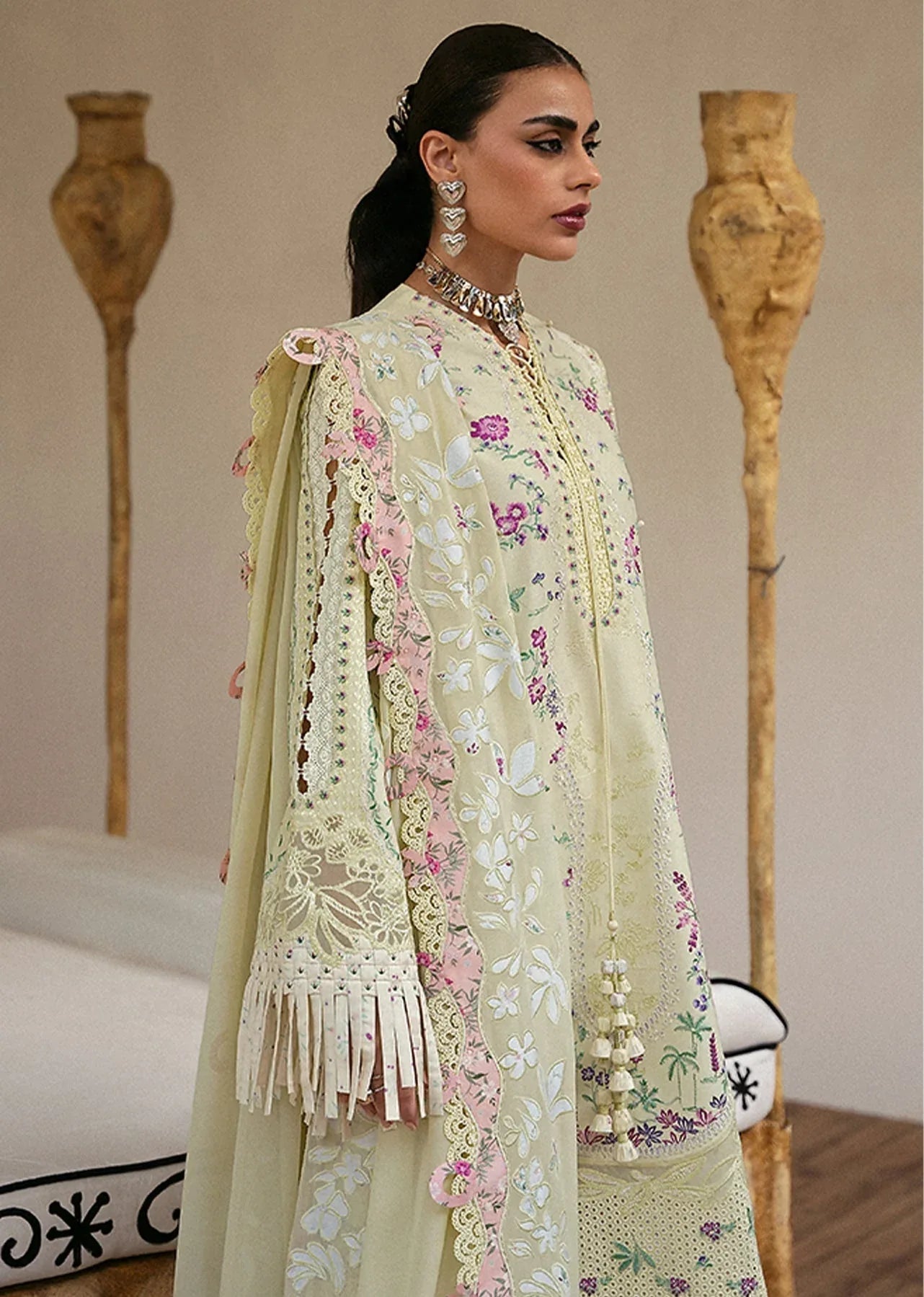 Suffuse | Luxury Lawn 25 | FERIDA - Rang-e-Khaas