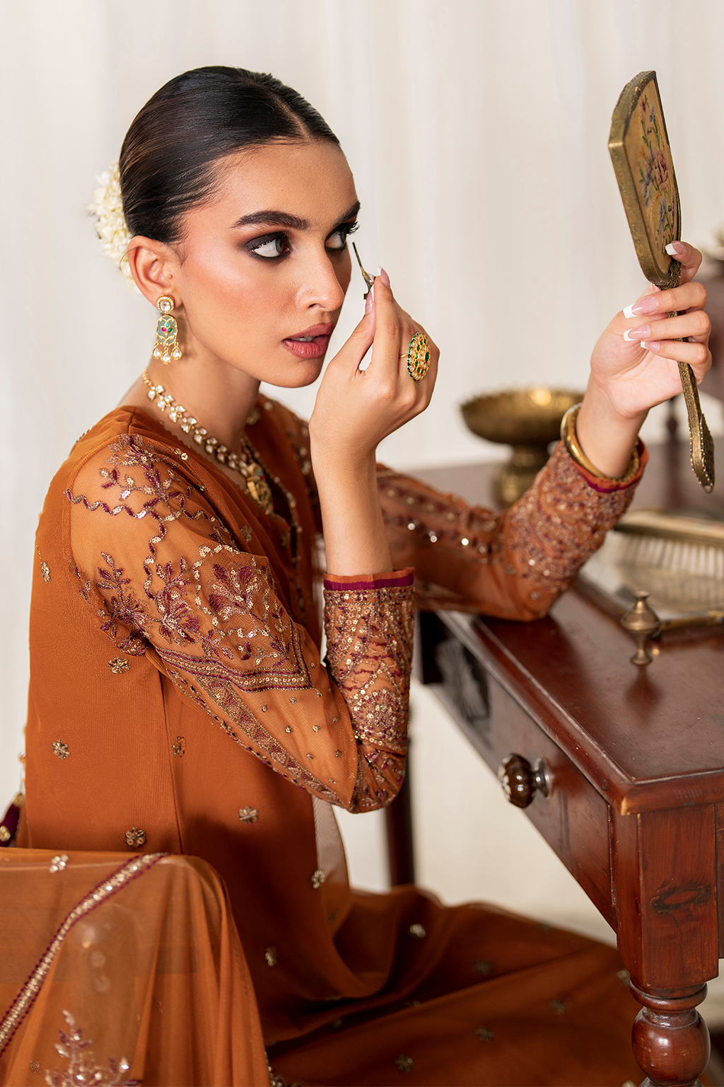 Iznik UE-287 Embroidered Net