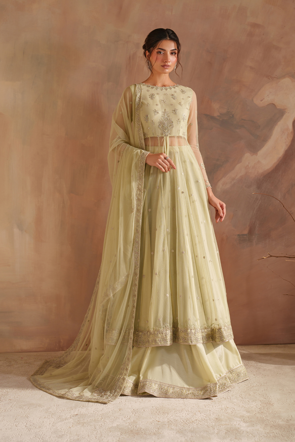 Iznik CC-73 Embroidered Net
