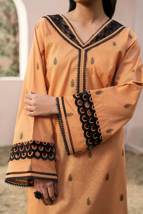 Baroque | Luxury Pret 24 | JACQUARD LAWN UF-613 - Rang-e-Khaas