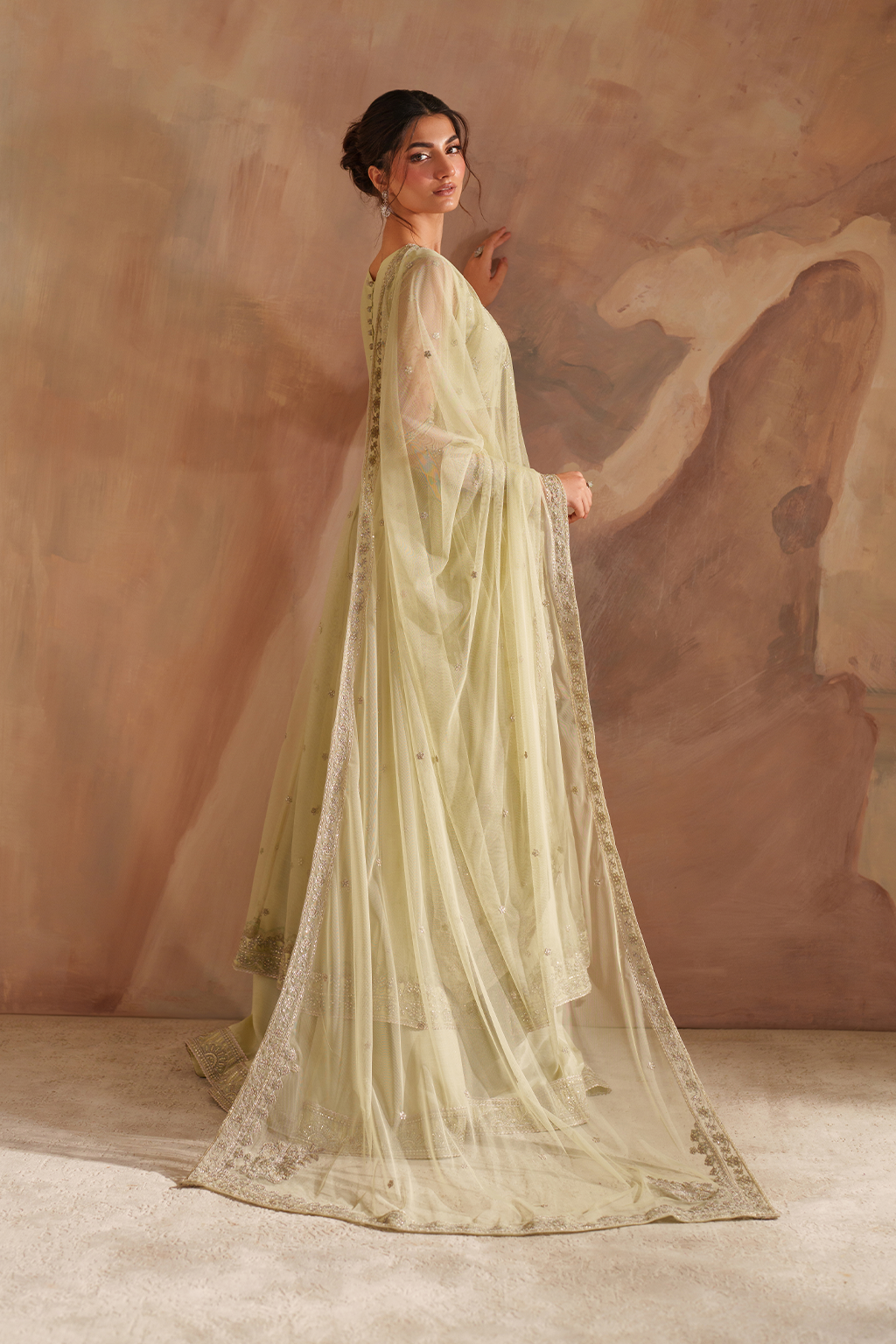 Iznik CC-73 Embroidered Net