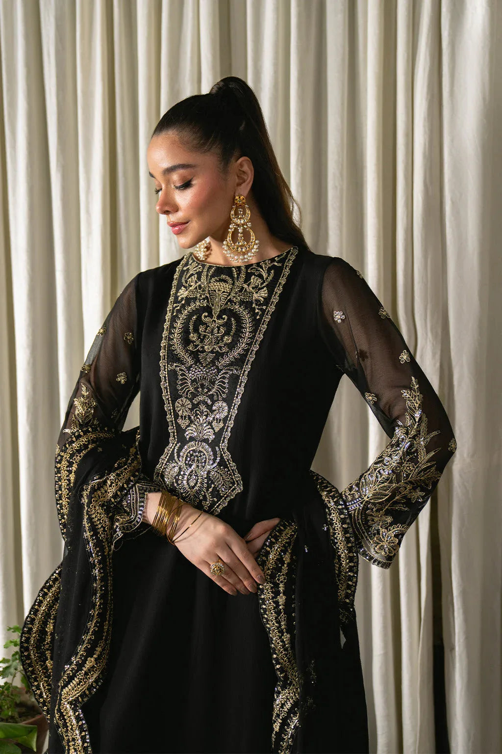 Neeshay | Ready to Wear Chiffon | RTW-CHFN-03 Black - Rang-e-Khaas