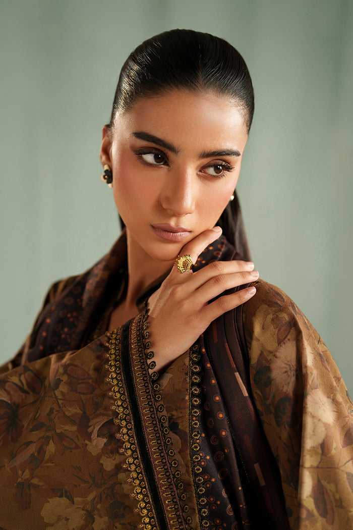 Baroque | Luxury Pret 25 | UF-4324