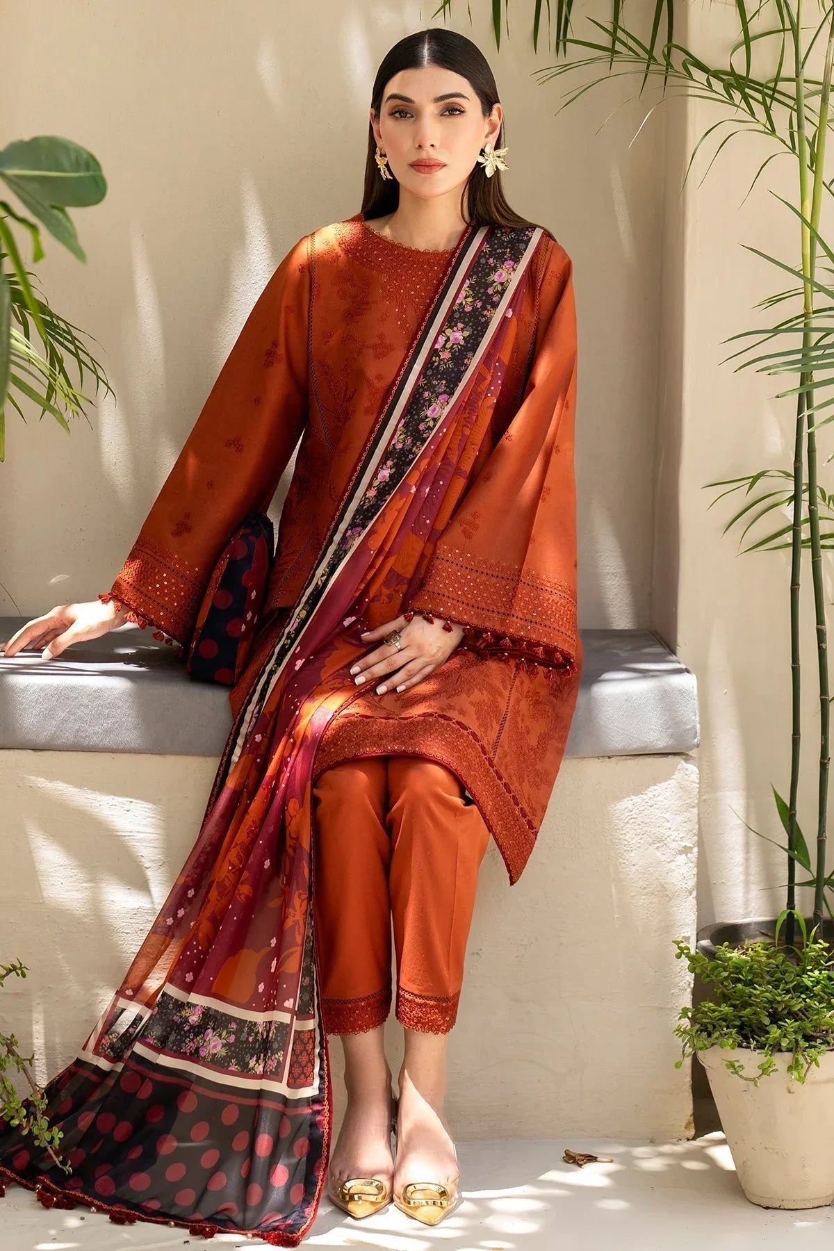 Jazmin | Irish Lawn SS 24 | D5 - Rang-e-Khaas