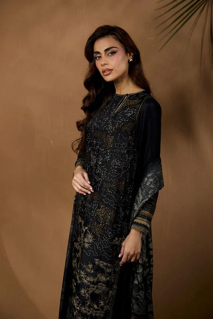 Sobia Nazir | Winter Shawl 25 | Design 1A - Rang-e-Khaas