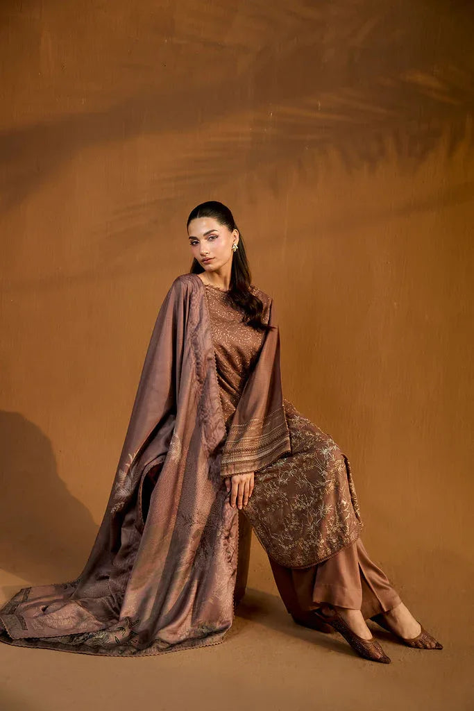 Sobia Nazir | Winter Shawl 25 | Design 1B - Rang-e-Khaas