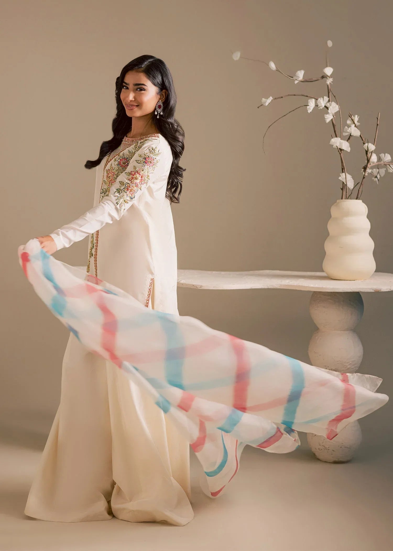 Maria Osama Khan | Noir Bliss Luxury Formals | Pearl Whisper - Rang-e-Khaas