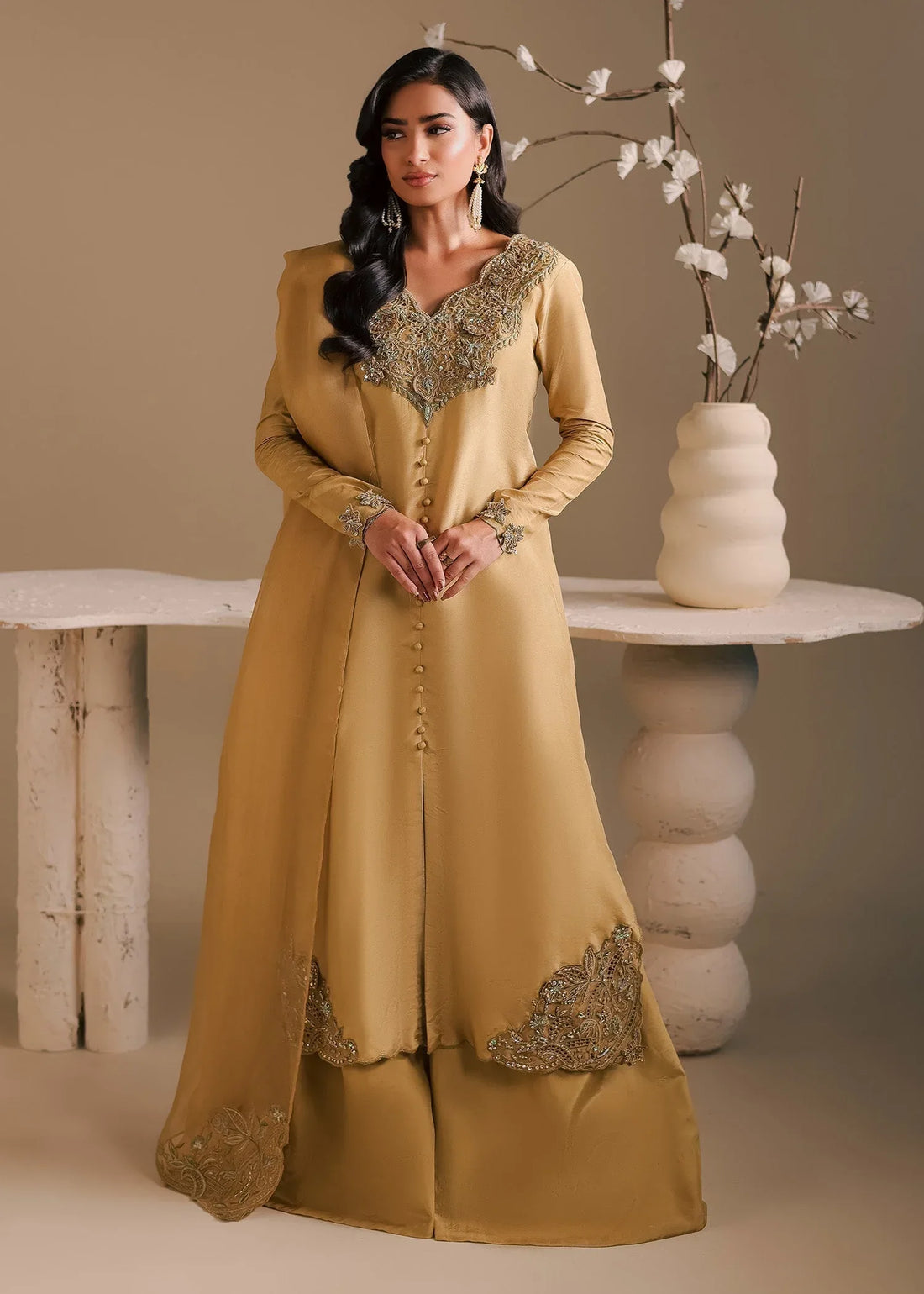 Maria Osama Khan | Noir Bliss Luxury Formals | Golden Ember - Rang-e-Khaas