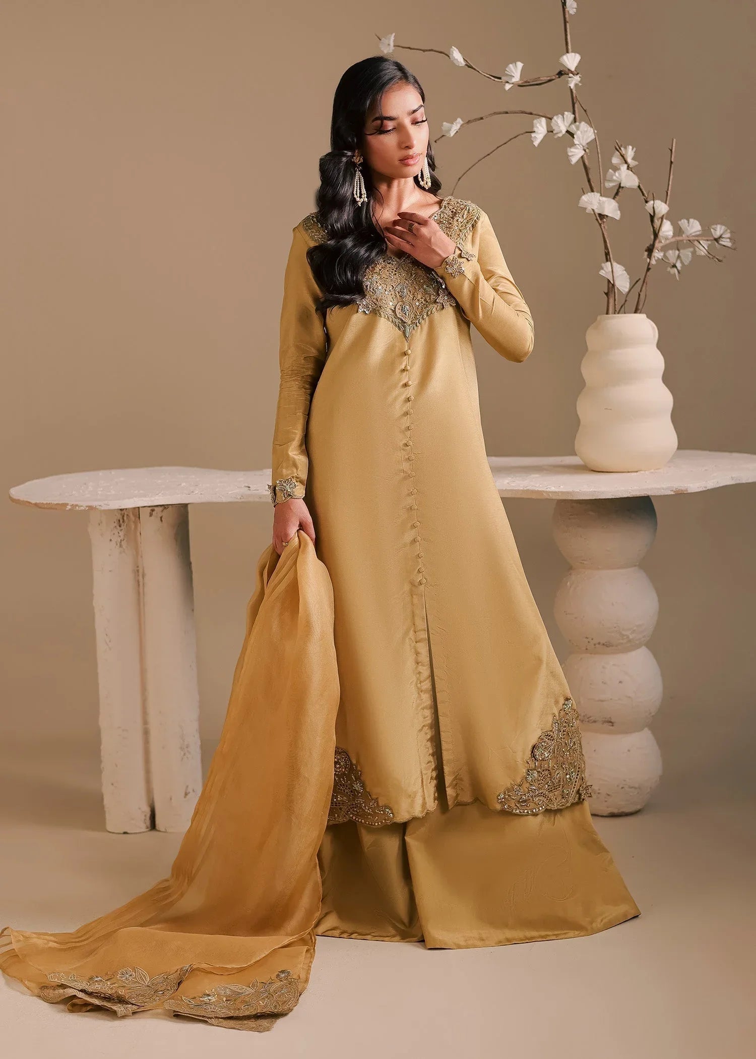 Maria Osama Khan | Noir Bliss Luxury Formals | Golden Ember - Rang-e-Khaas