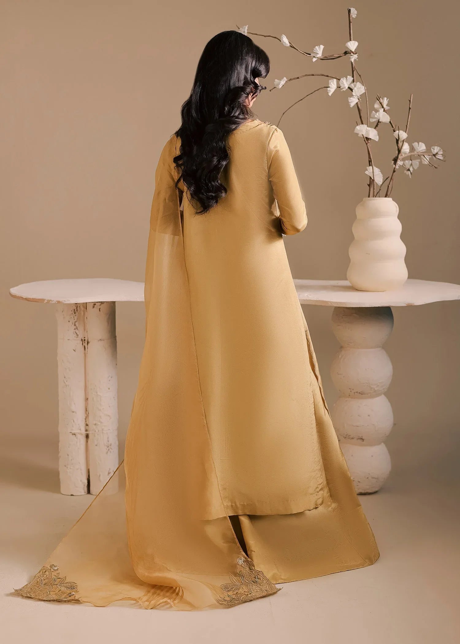 Maria Osama Khan | Noir Bliss Luxury Formals | Golden Ember - Rang-e-Khaas