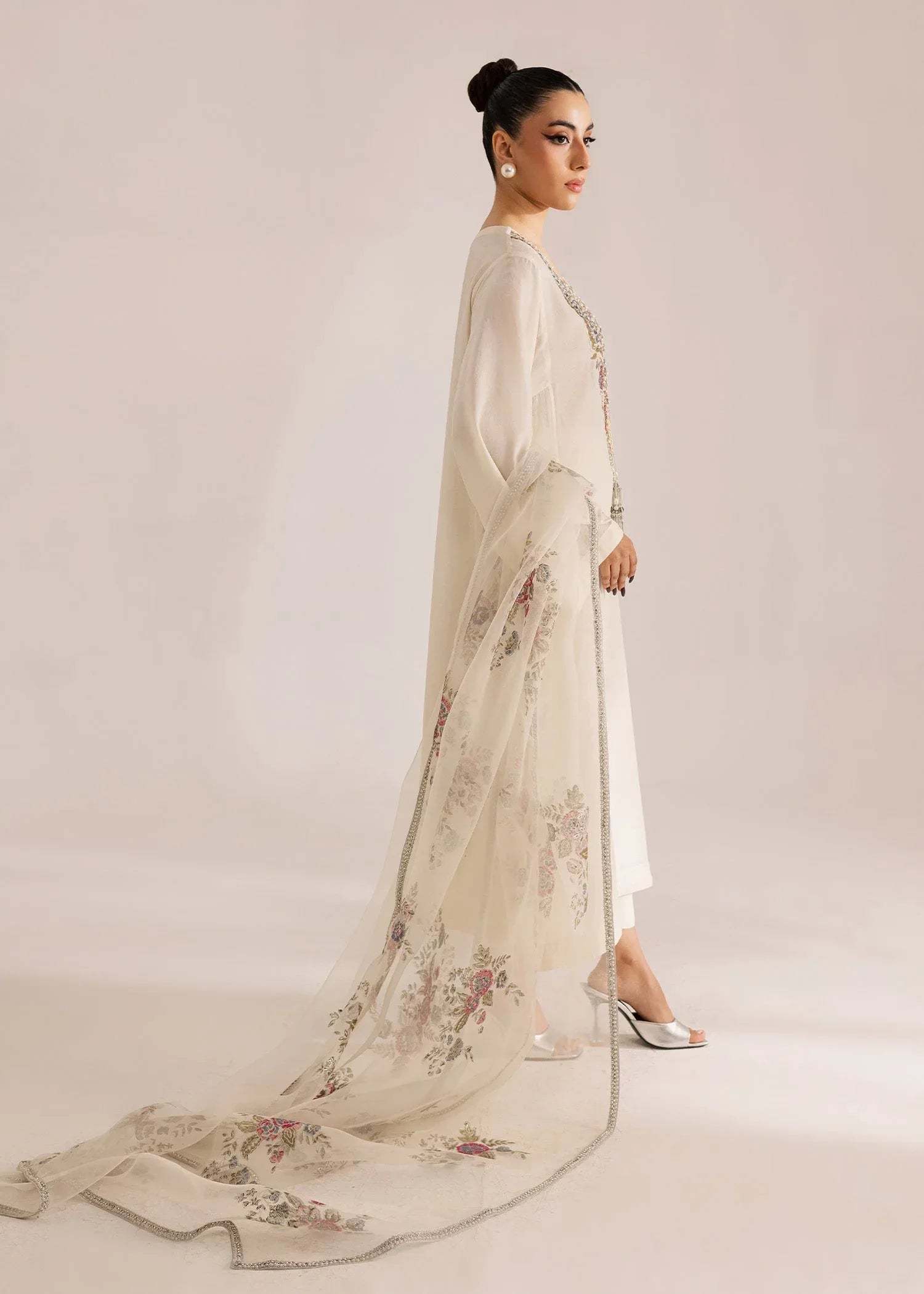 Sadaf Fawad Khan | Silk Luxury Pret 26 | Mahveen