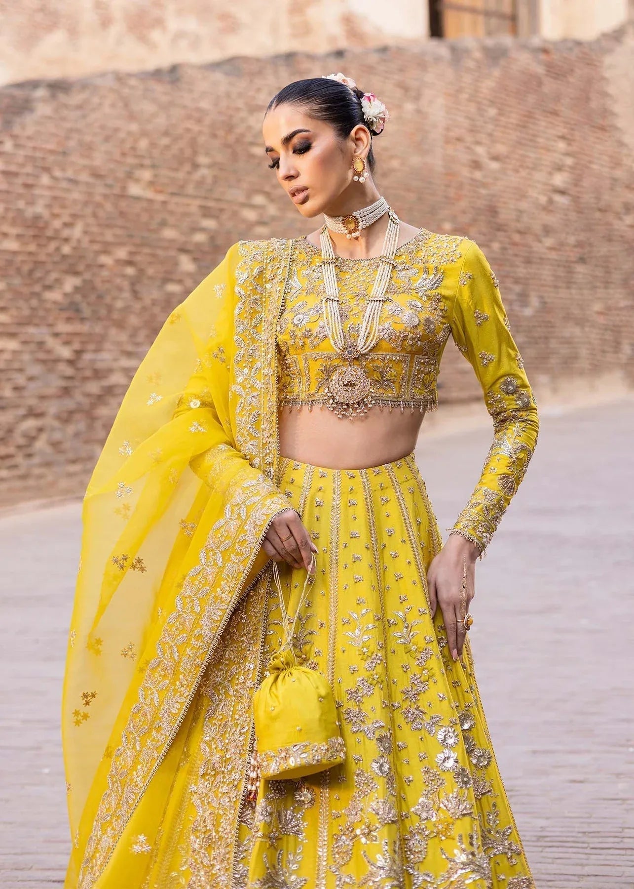 Akbar Aslam | Dastaan Luxury Formals | Nureh - Rang-e-Khaas