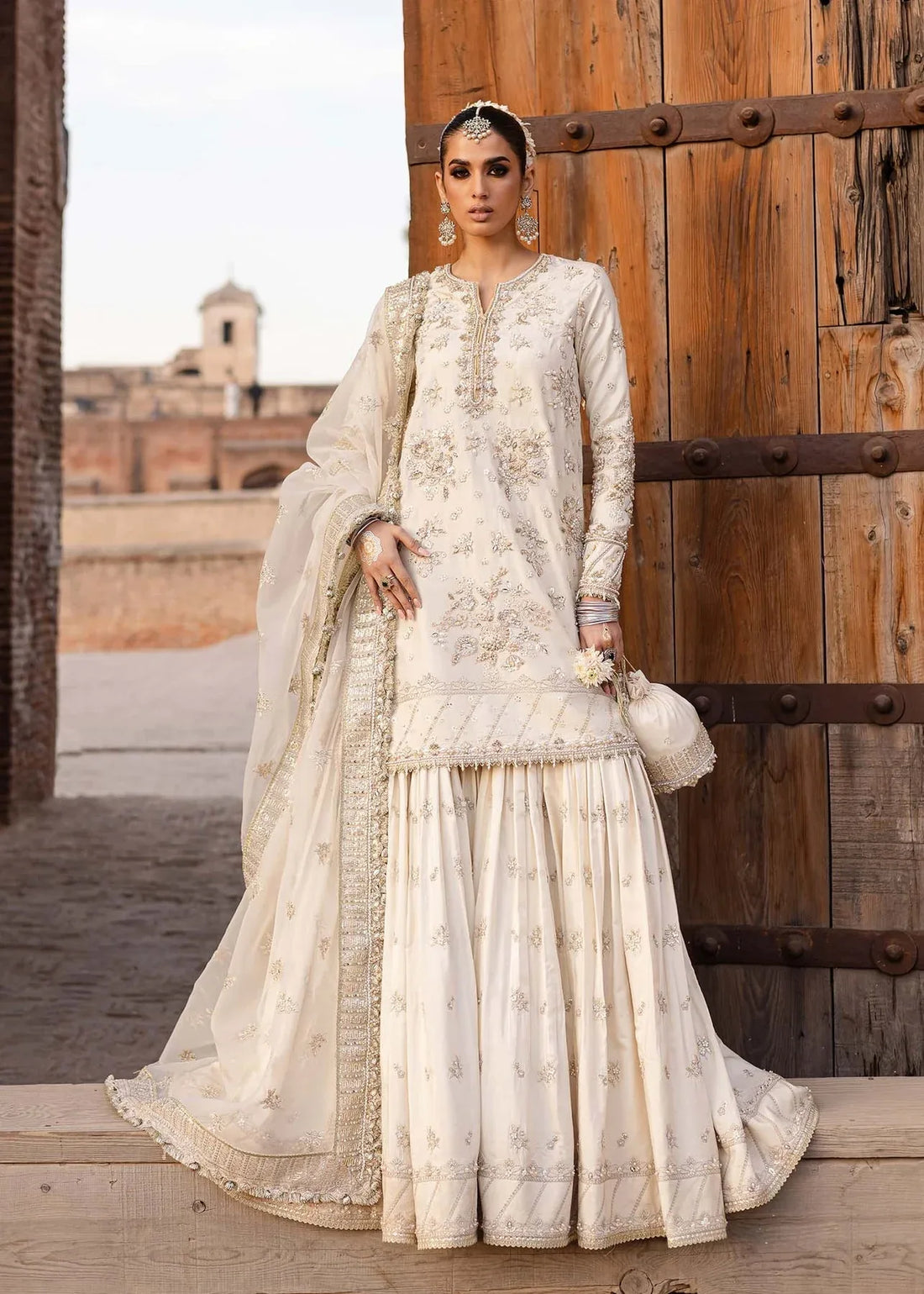 Akbar Aslam | Dastaan Luxury Formals | Roshaneh - Rang-e-Khaas