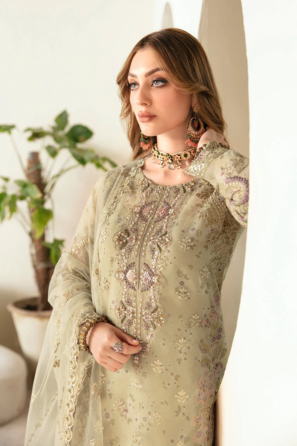 Ramsha | Festive Formals | E-102 - Rang-e-Khaas