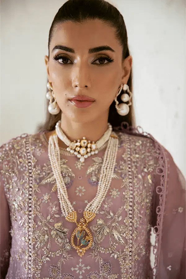 Suffuse | Freeshia Formals 23 | Raha - Rang-e-Khaas