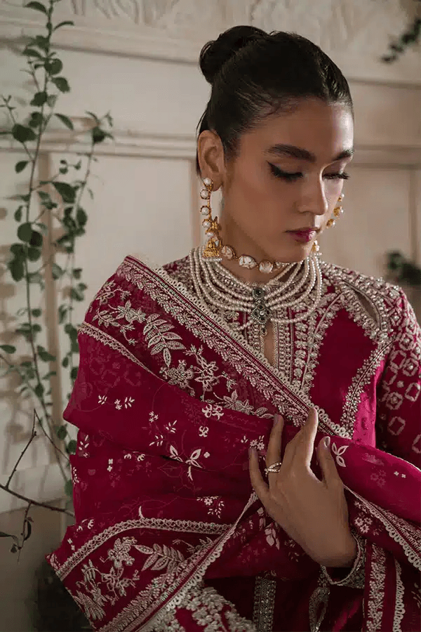 Suffuse | Freeshia Formals 23 | Zoe - Rang-e-Khaas