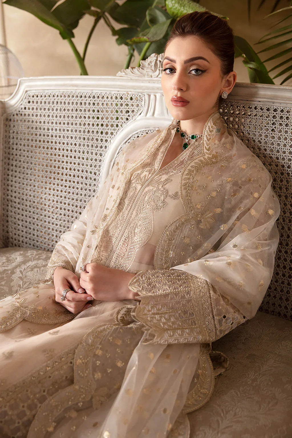 Afrozeh | Daisy - Rang-e-Khaas