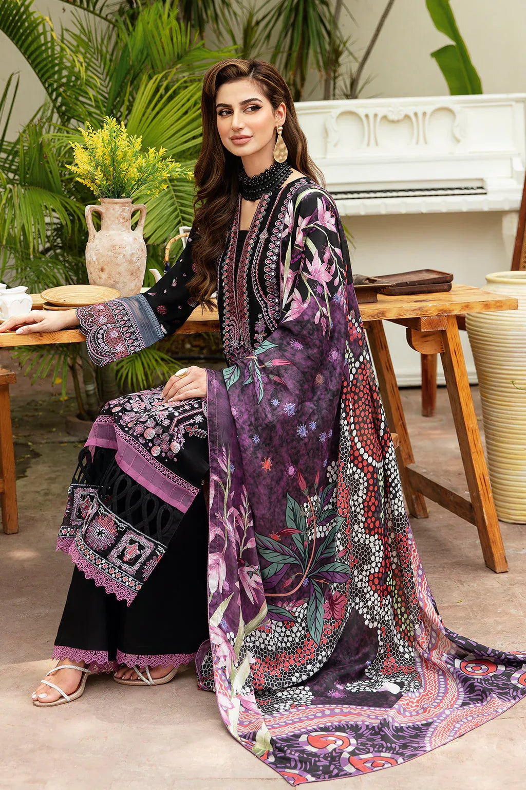 Ramsha | Luxury Lawn 24 | Y-806 - Rang-e-Khaas