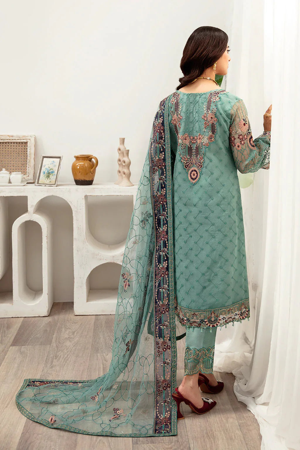 Ramsha | Minhal Organza Collection | M-1001 - Rang-e-Khaas