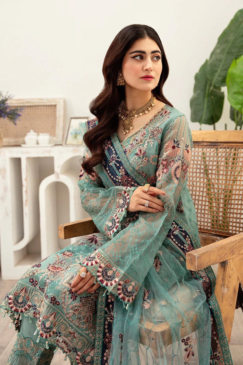 Ramsha | Minhal Organza Collection | M-1001 - Rang-e-Khaas