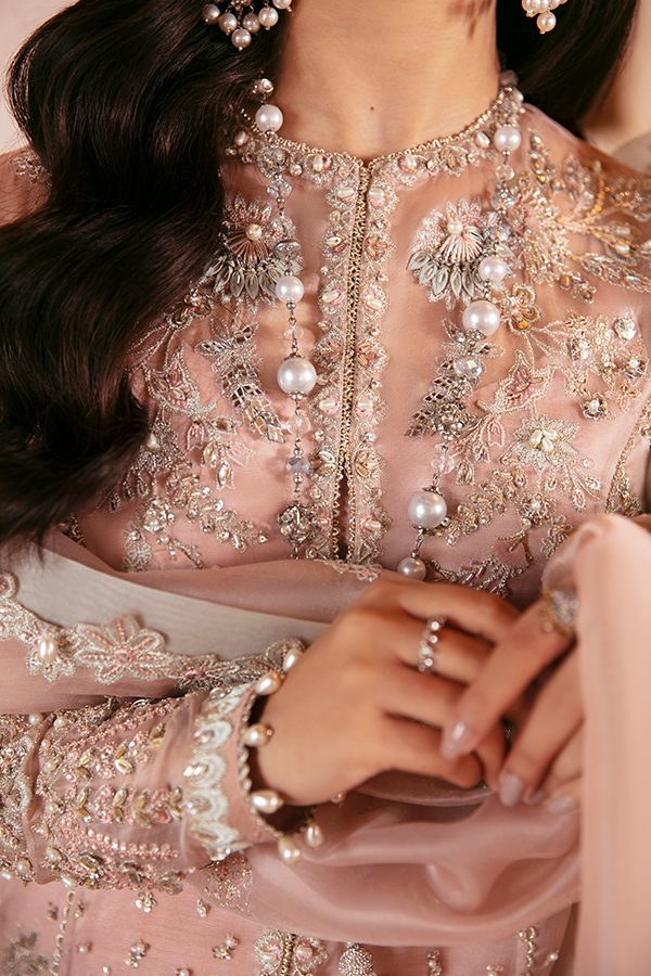 Soraya | Lumene RTW '23 | ROSALIE