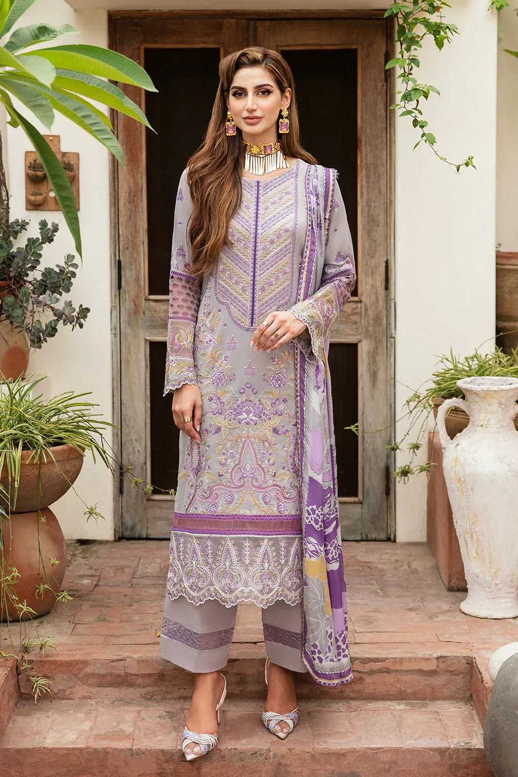 Ramsha | Luxury Lawn 24 | Y-809 - Rang-e-Khaas