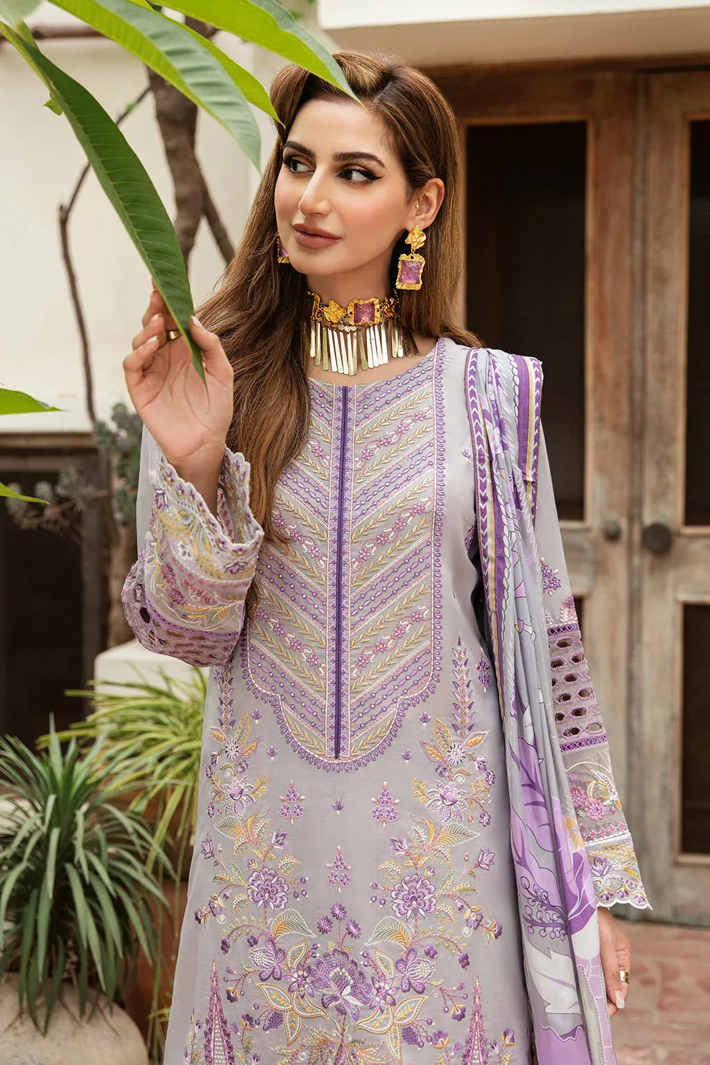Ramsha | Luxury Lawn 24 | Y-809 - Rang-e-Khaas