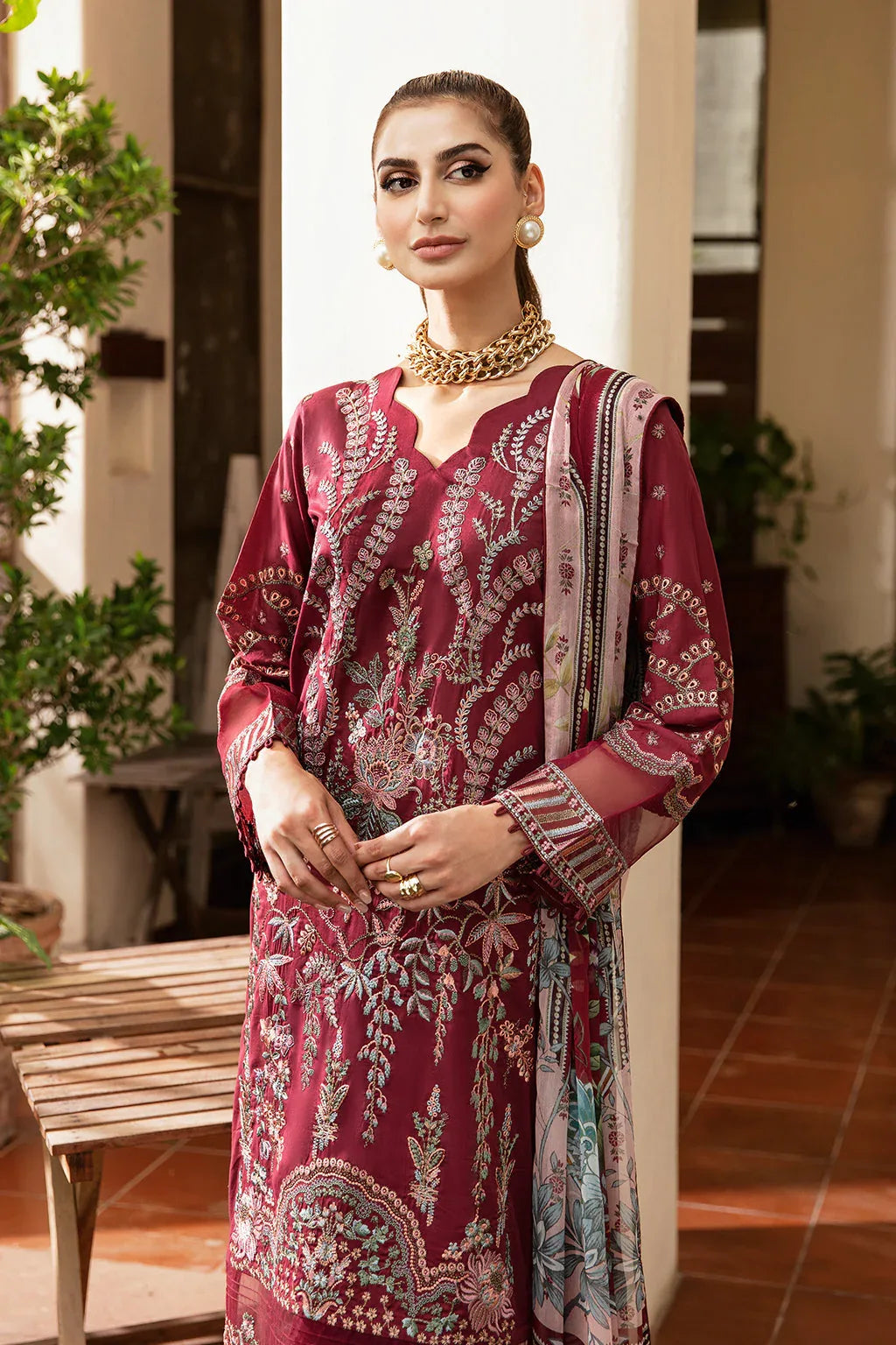 Ramsha | Luxury Lawn 24 | Y-801 - Rang-e-Khaas