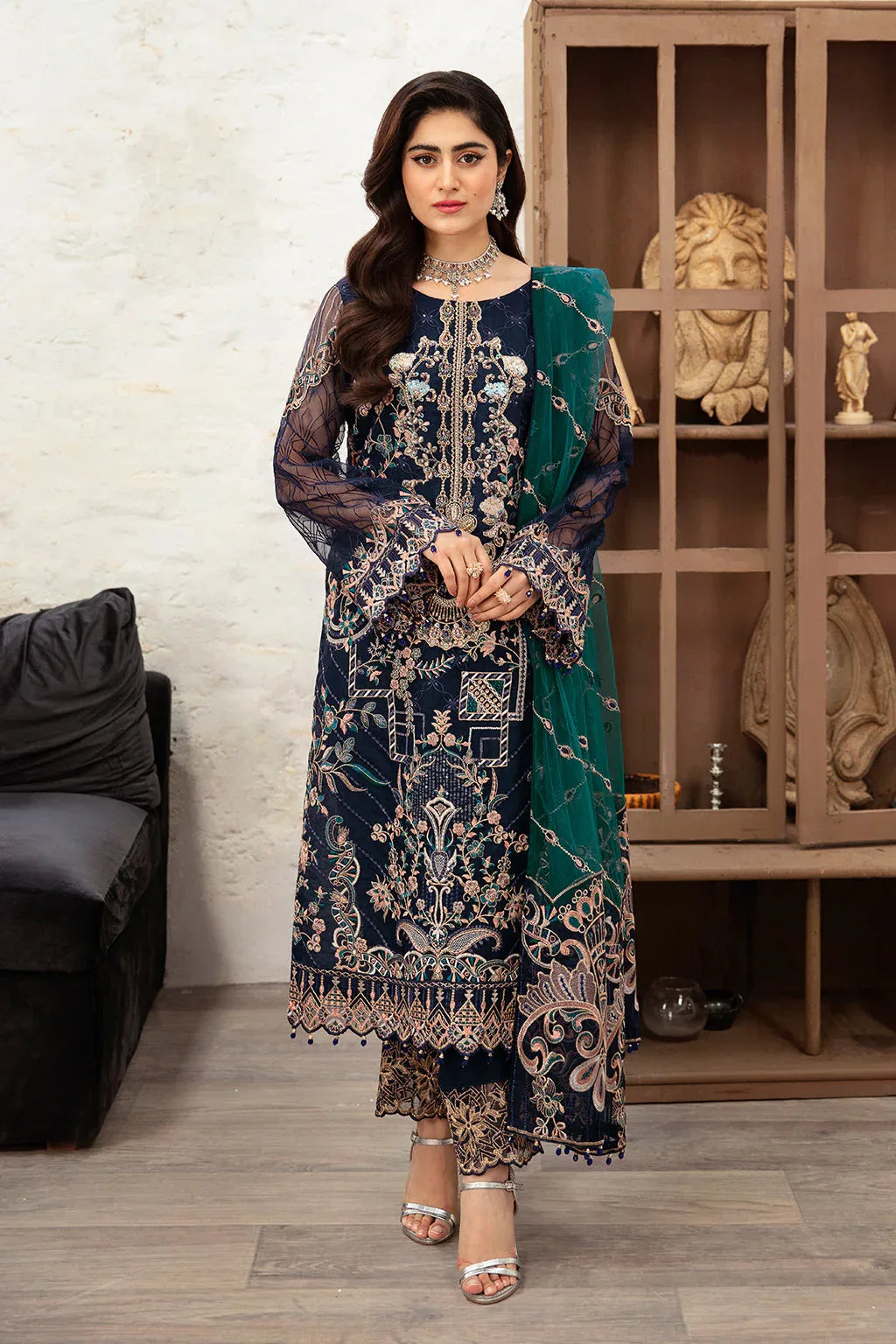 Ramsha | Minhal Organza Collection | M-1009 - Rang-e-Khaas